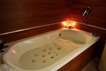 Hotel Quorum Golf, Tenis & Spa 科尔多瓦 外观 照片