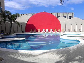 Hotel Quorum Golf, Tenis & Spa 科尔多瓦 外观 照片