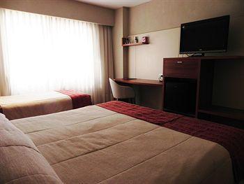 Hotel Quorum Golf, Tenis & Spa 科尔多瓦 外观 照片